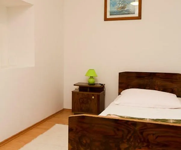 בית נופש Mediteran Haus