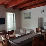 Mediteran Haus Σπίτι διακοπών Ραμπ